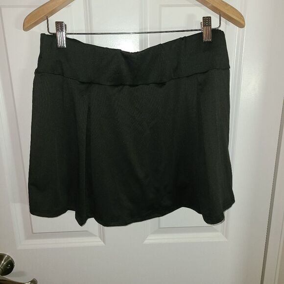 Black Sporty Knit Skort - Picture 4 of 5
